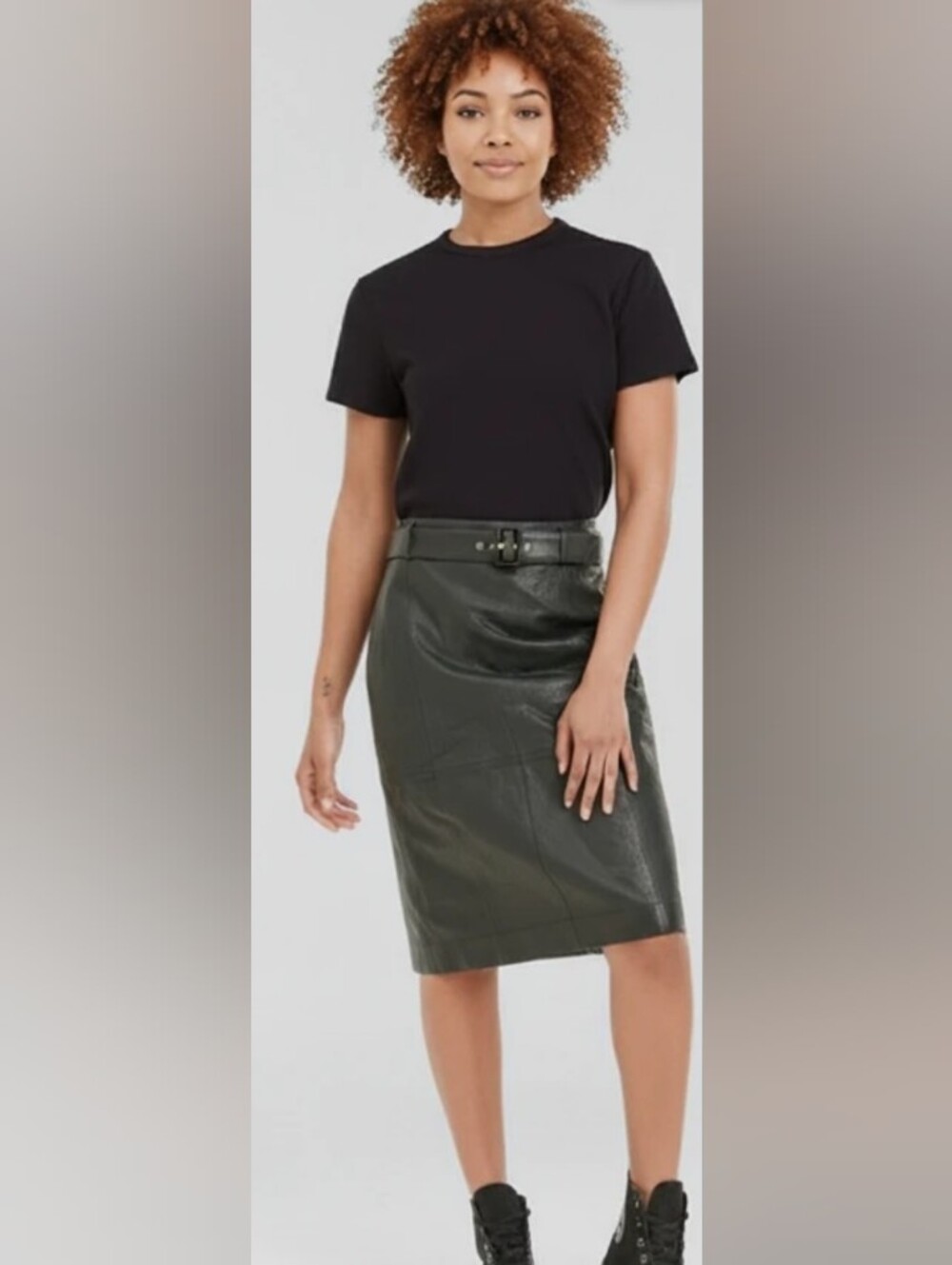 Marc cain Vintage leather belted skirt .